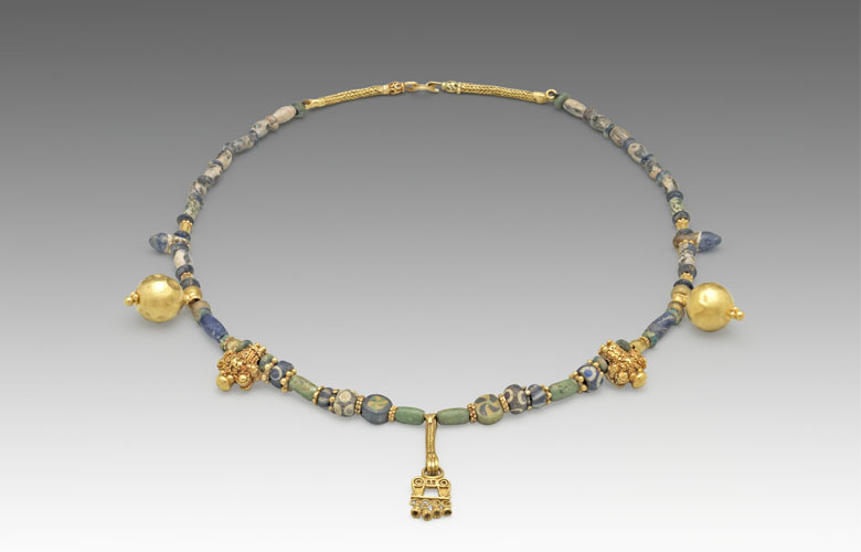 fondation-baur-collier-yemen