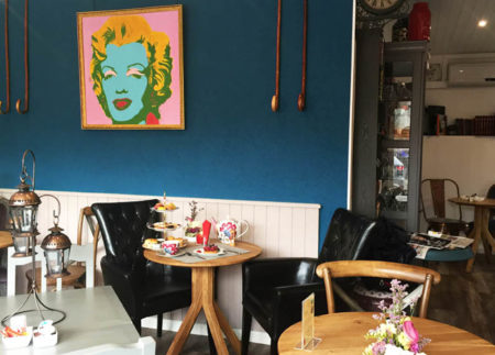 La Couronne: salon de thé cosy à Corsier