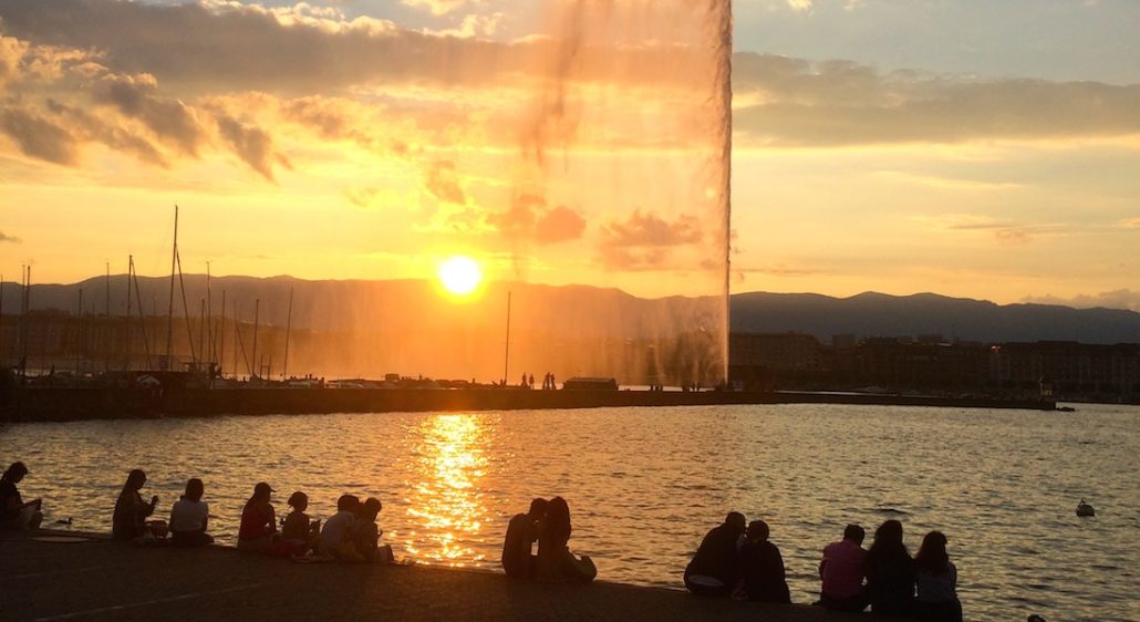 Un soir d’été sur le quai GustaveAdor à Genève ? – Bythelake FR