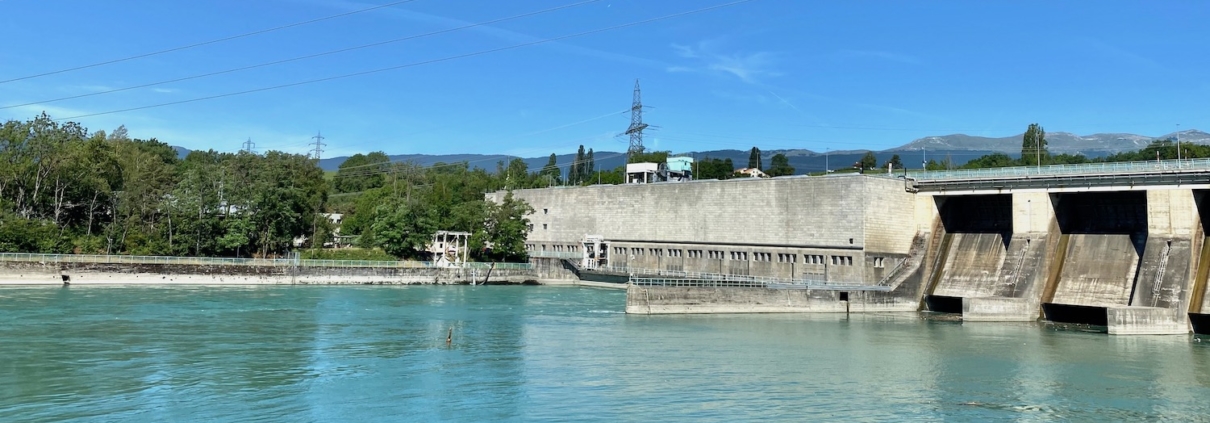 la balade du moulin vert le long du Rhône