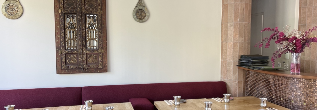 A table- restaurant- MC- 10/22